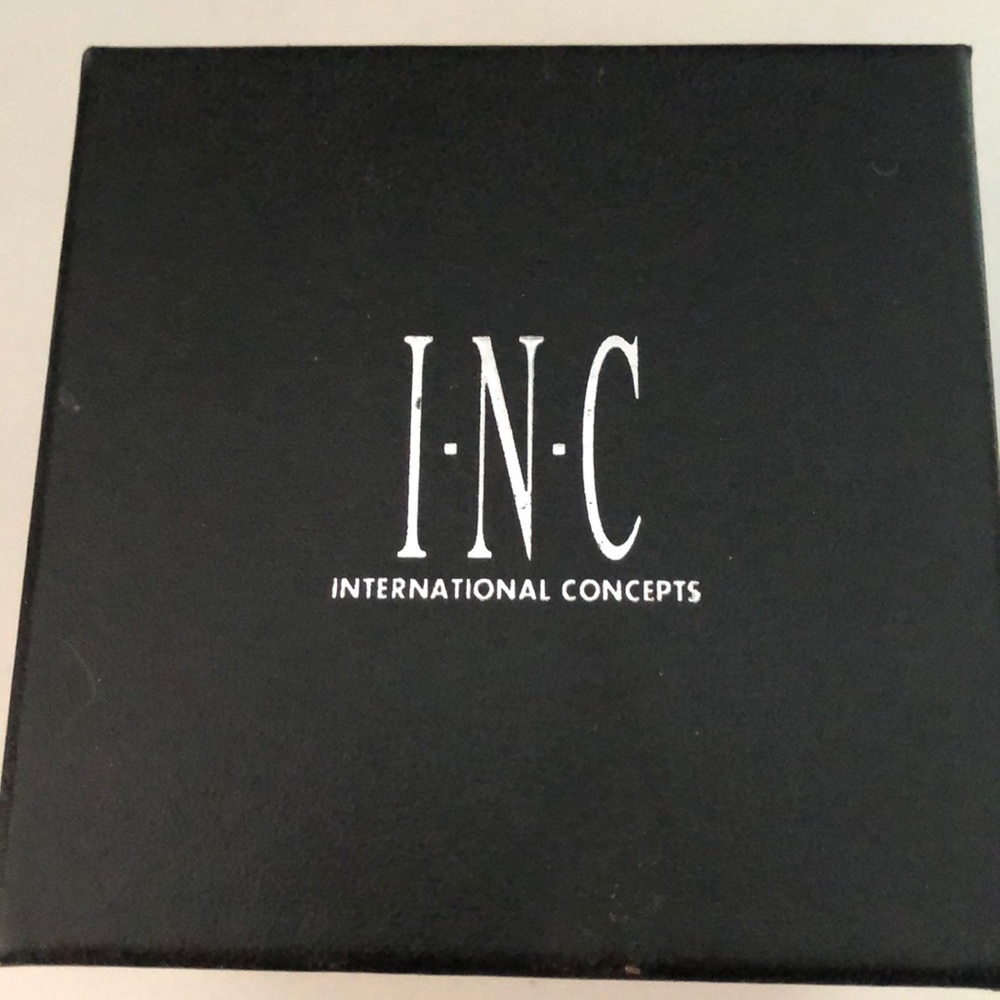 I•N•C Bracelet ! - Picture 2 of 3